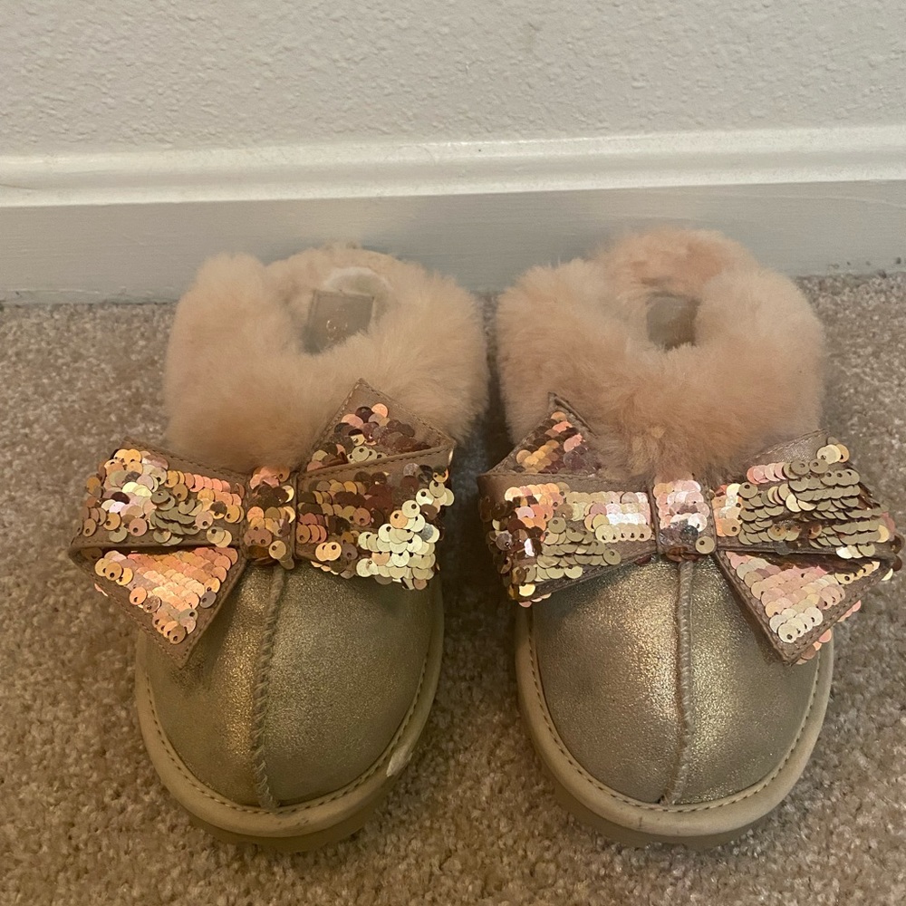 UGG Coquette Glitter Bows
